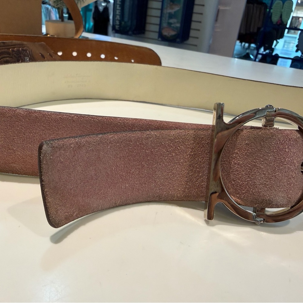 Salvatore Ferragamo Suede & Leather Belt - Picture 3 of 8